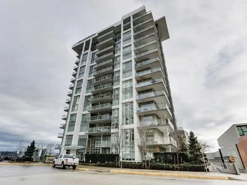 203 200 NELSON'S CRESCENT - photo 1 of 1