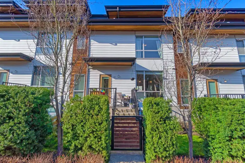 12 2825 159 STREET - photo 2 of 40