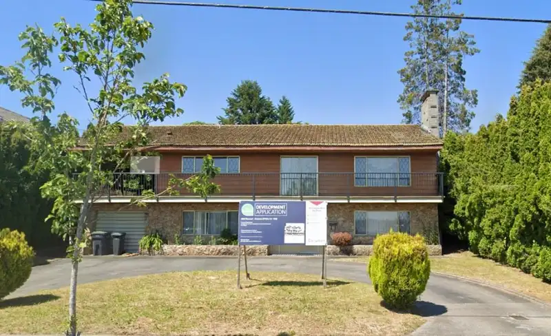 929 STEWART AVENUE - photo 3 of 3