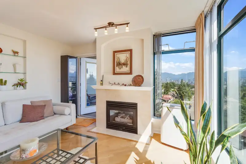 906 4567 HAZEL STREET - photo 4 of 32