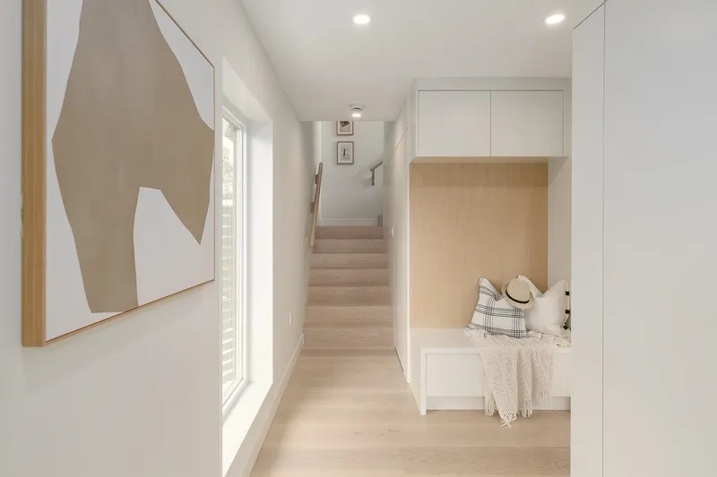 2652 E 38TH AVENUE - photo 2 of 19