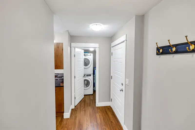 324 30525 CARDINAL AVENUE - photo 4 of 23
