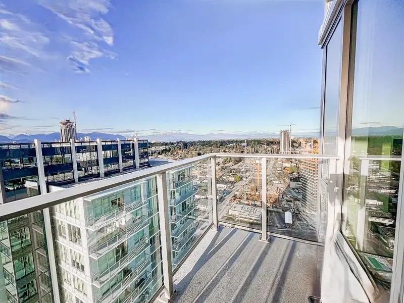 3104 10448 UNIVERSITY DRIVE - photo 4 of 8