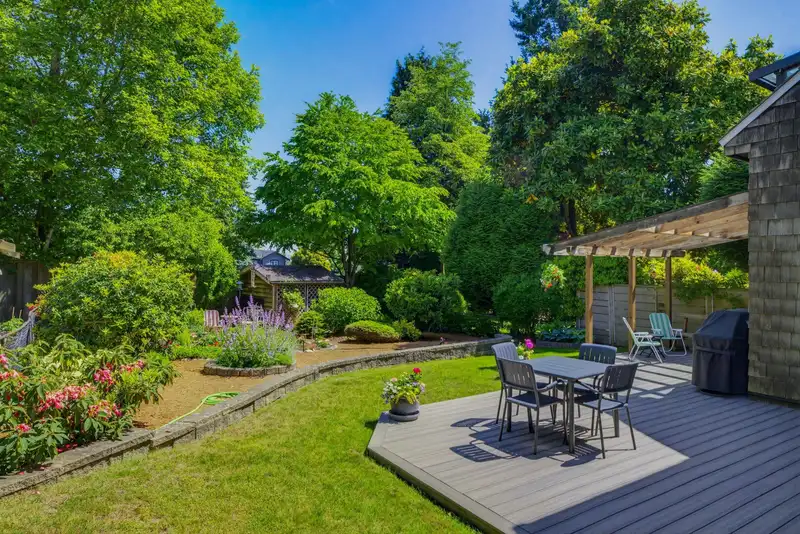 3675 BORHAM CRESCENT - photo 3 of 40