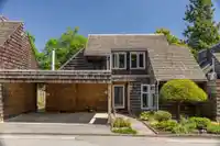 3675 BORHAM CRESCENT - thumbnail 4