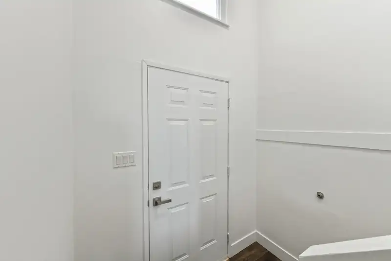 17424 64 AVENUE - photo 3 of 30