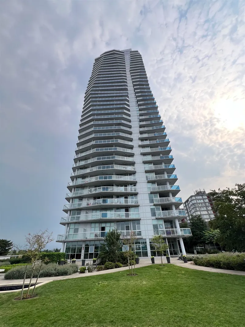 3305 11967 80 AVENUE - photo 2 of 23