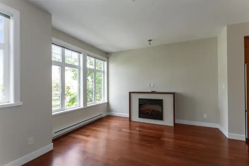 5425 WILLOW STREET - photo 4 of 26