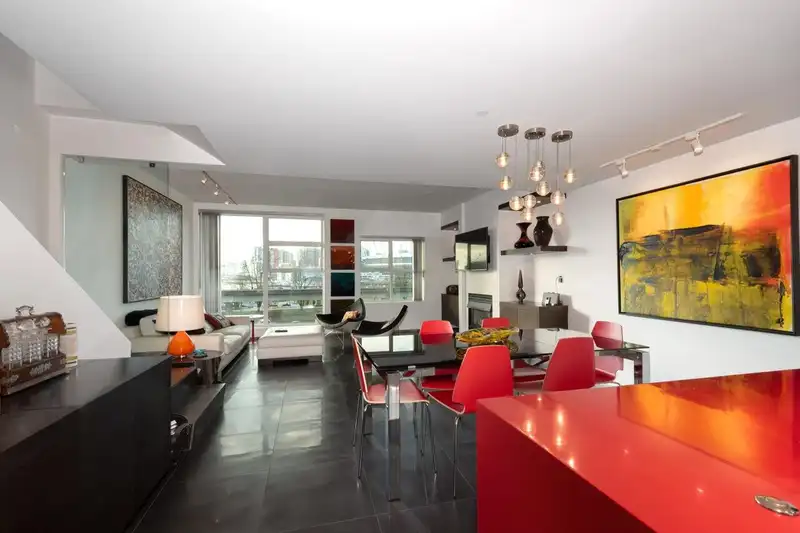 11 1182 QUEBEC STREET - photo 2 of 40