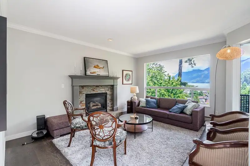 6330 CHATHAM STREET - photo 2 of 27