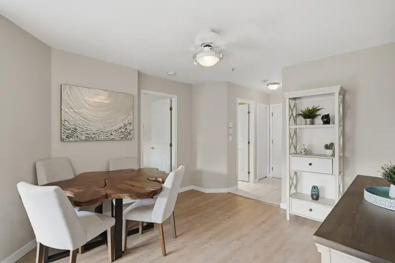 310 12911 RAILWAY AVENUE - photo 4 of 34