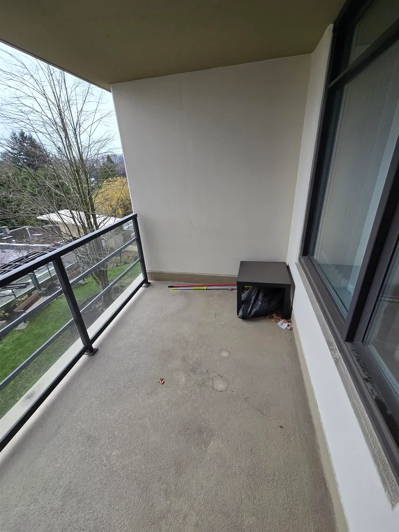 617 9171 FERNDALE ROAD - photo 4 of 24