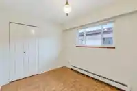 683 GILMORE AVENUE - thumbnail 17