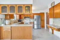 683 GILMORE AVENUE - thumbnail 8