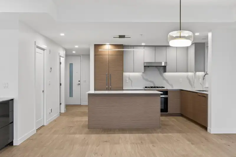 20 10333 RIVER DRIVE - photo 1 of 19