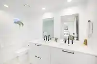 444 545 E 2ND STREET - thumbnail 21