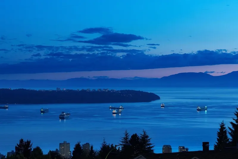 1335 CHARTWELL DRIVE - photo 2 of 25