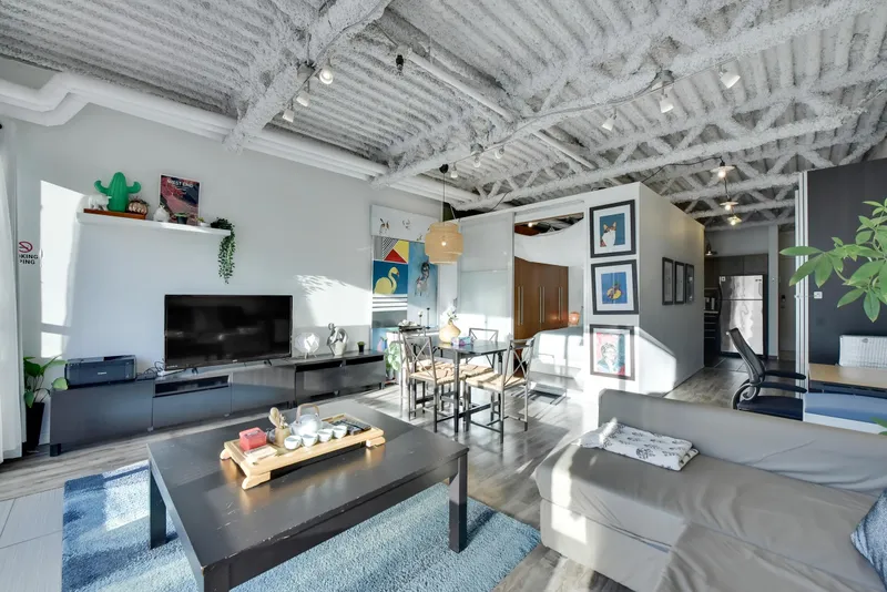 305 350 E 2ND AVENUE - photo 4 of 25