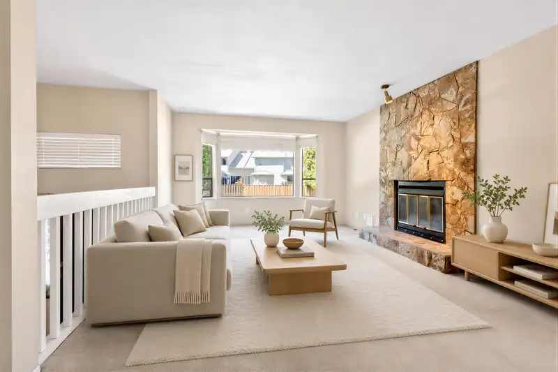 1175 FALCON DRIVE - photo 3 of 40