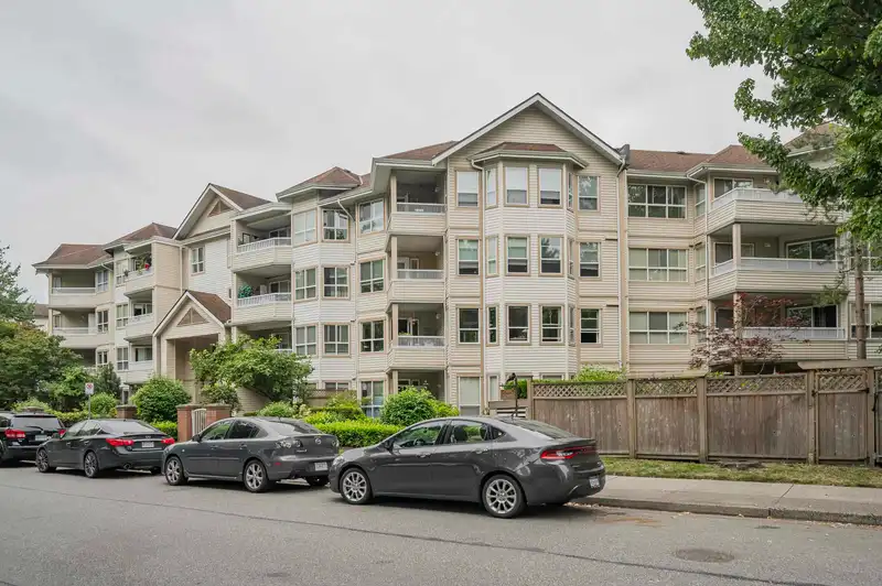 216 8139 121A STREET - photo 1 of 29