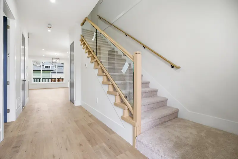 17130 1 AVENUE - photo 3 of 25