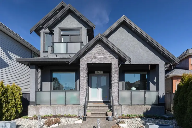 17457 2B AVENUE - photo 2 of 25