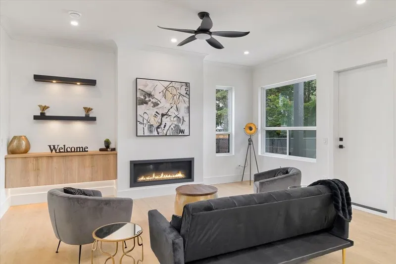 26514 29 AVENUE - photo 2 of 19