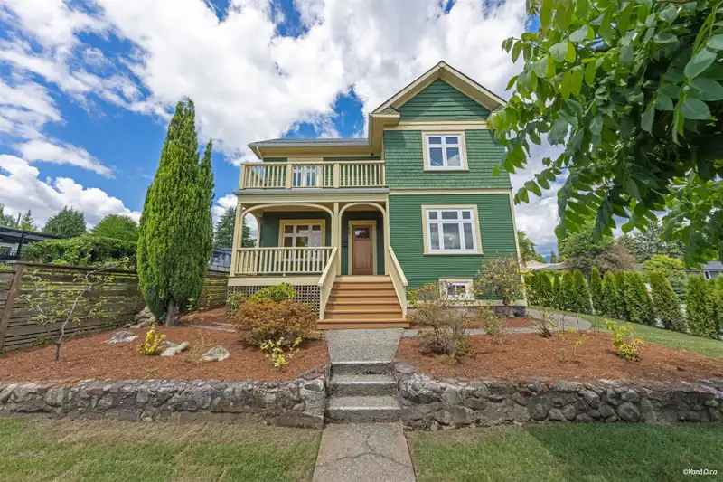 848 E 6TH STREET - photo 2 of 40