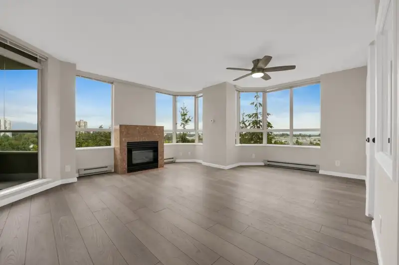 905 10082 148 STREET - photo 2 of 31