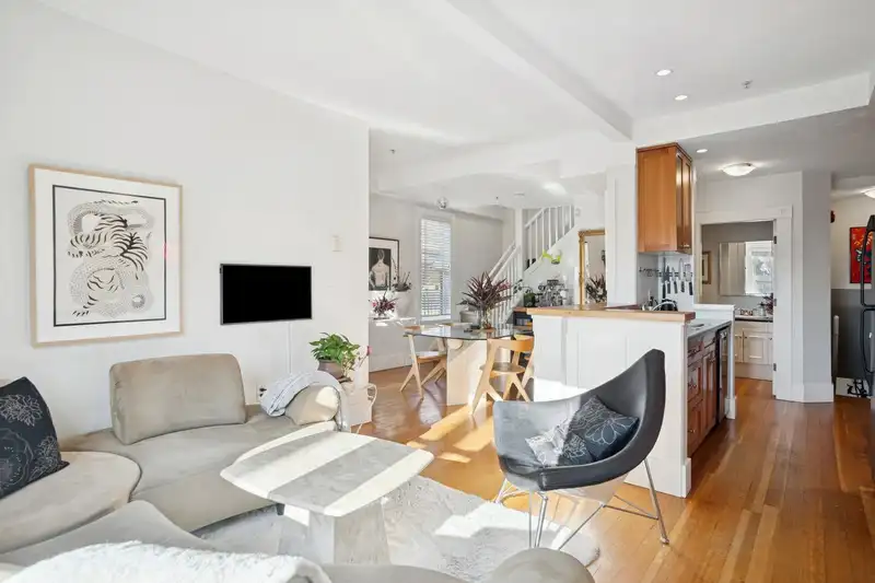 509 UNION STREET - photo 4 of 21