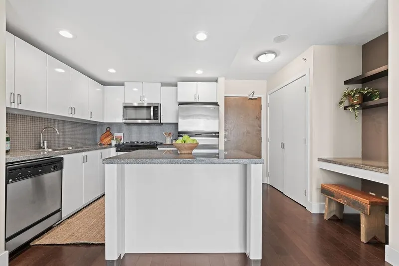 1209 155 W 1ST STREET - photo 4 of 25