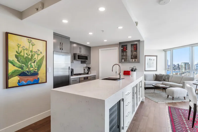 2007 918 COOPERAGE WAY - photo 1 of 25