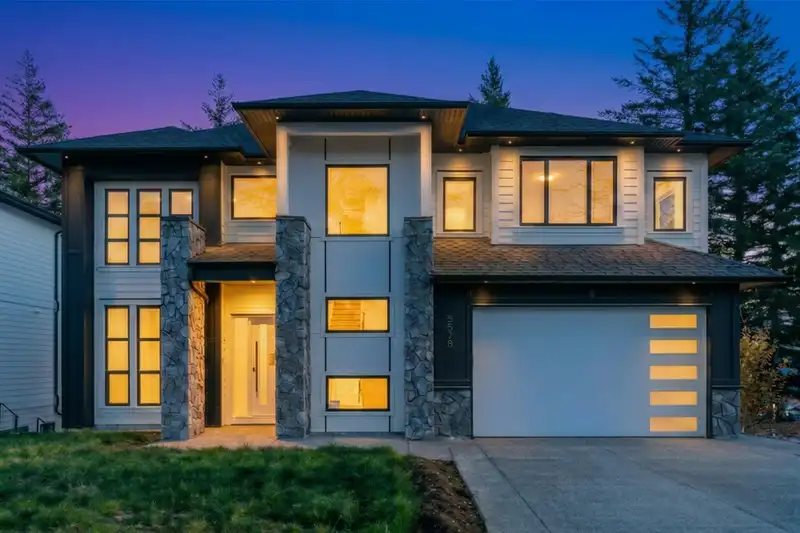 5578 CRIMSON RIDGE - photo 1 of 40