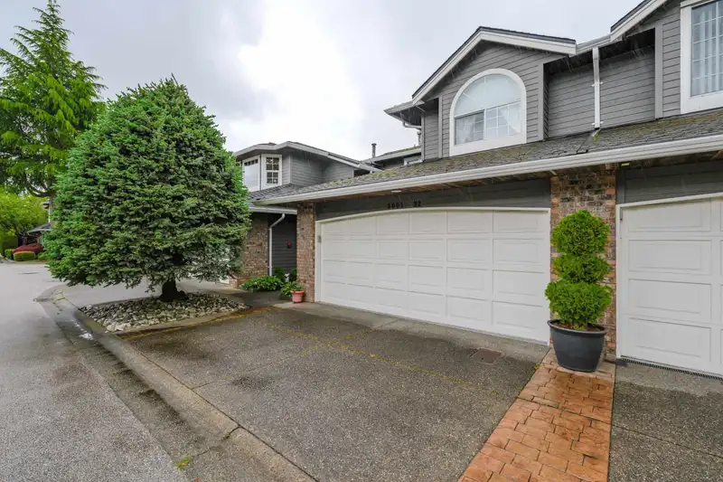 22 6061 BOUNDARY WEST DRIVE - photo 3 of 38
