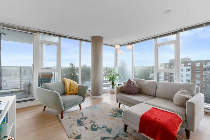 709 2770 SOPHIA STREET - photo 1 of 25