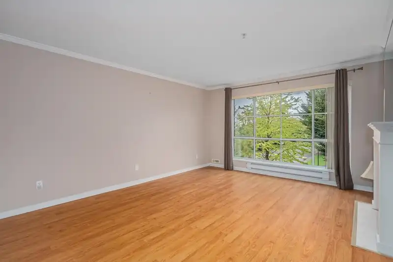 206 9951 152 STREET - photo 2 of 30