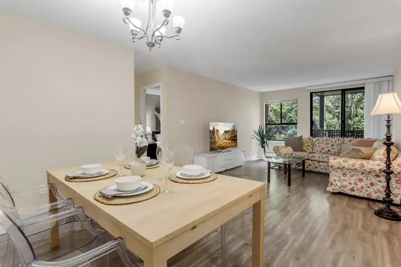 208 10698 151A STREET - photo 2 of 21