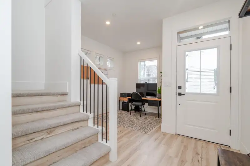 68 46211 PROMONTORY ROAD - photo 2 of 40