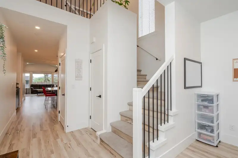 68 46211 PROMONTORY ROAD - photo 4 of 40