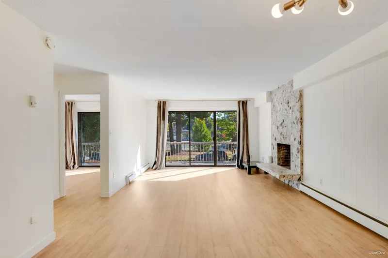 4565 W 9TH AVENUE - photo 4 of 25