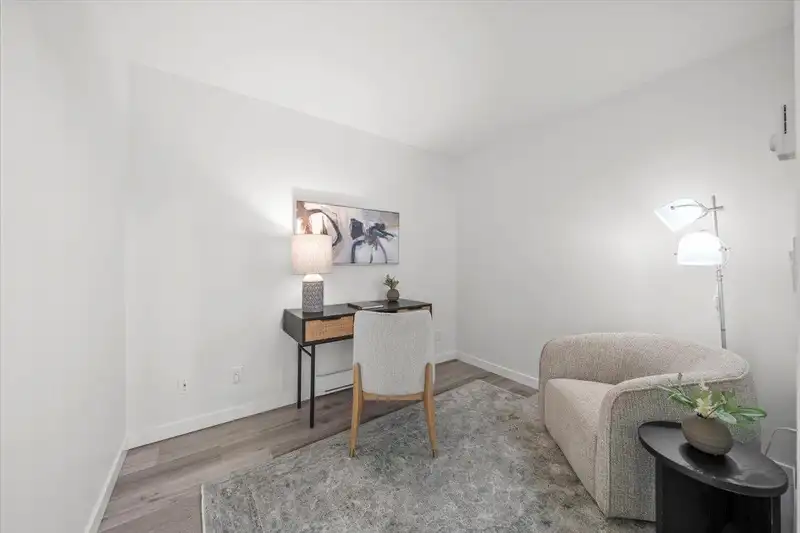 163 8333 JONES ROAD - photo 4 of 36