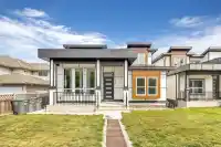 5950 168 STREET - thumbnail 1