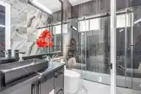 5950 168 STREET - thumbnail 19
