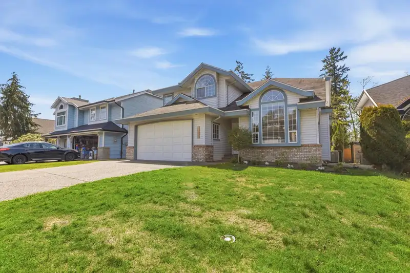 23623 TAMARACK LANE - photo 2 of 39