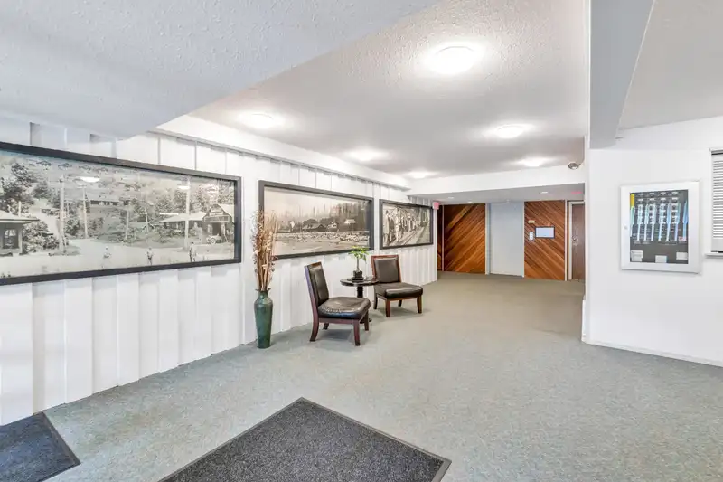 209 1355 WINTER STREET - photo 3 of 33
