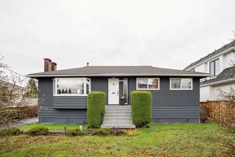 1950 REGAN AVENUE - photo 1 of 39