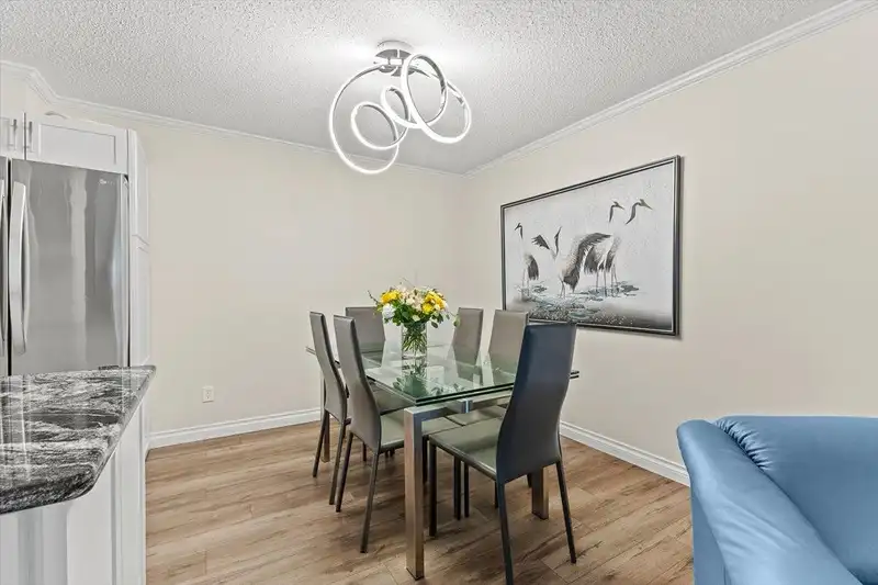 102 22514 116TH AVENUE - photo 4 of 40