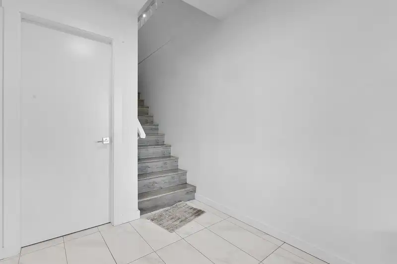 7991 138A STREET - photo 2 of 26