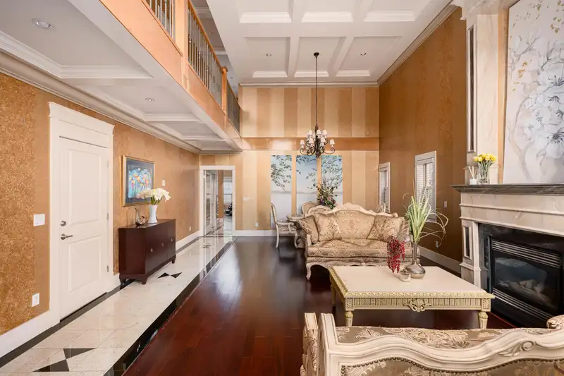 5491 WALTON ROAD - photo 4 of 30