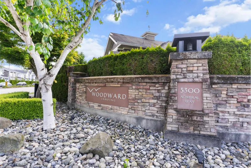 39 5300 ADMIRAL WAY - photo 1 of 25